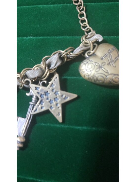 Vintage 80s Charm Necklace Key Heart Star Mixed Metal Ribbon Chain Statement - Picture 8 of 10
